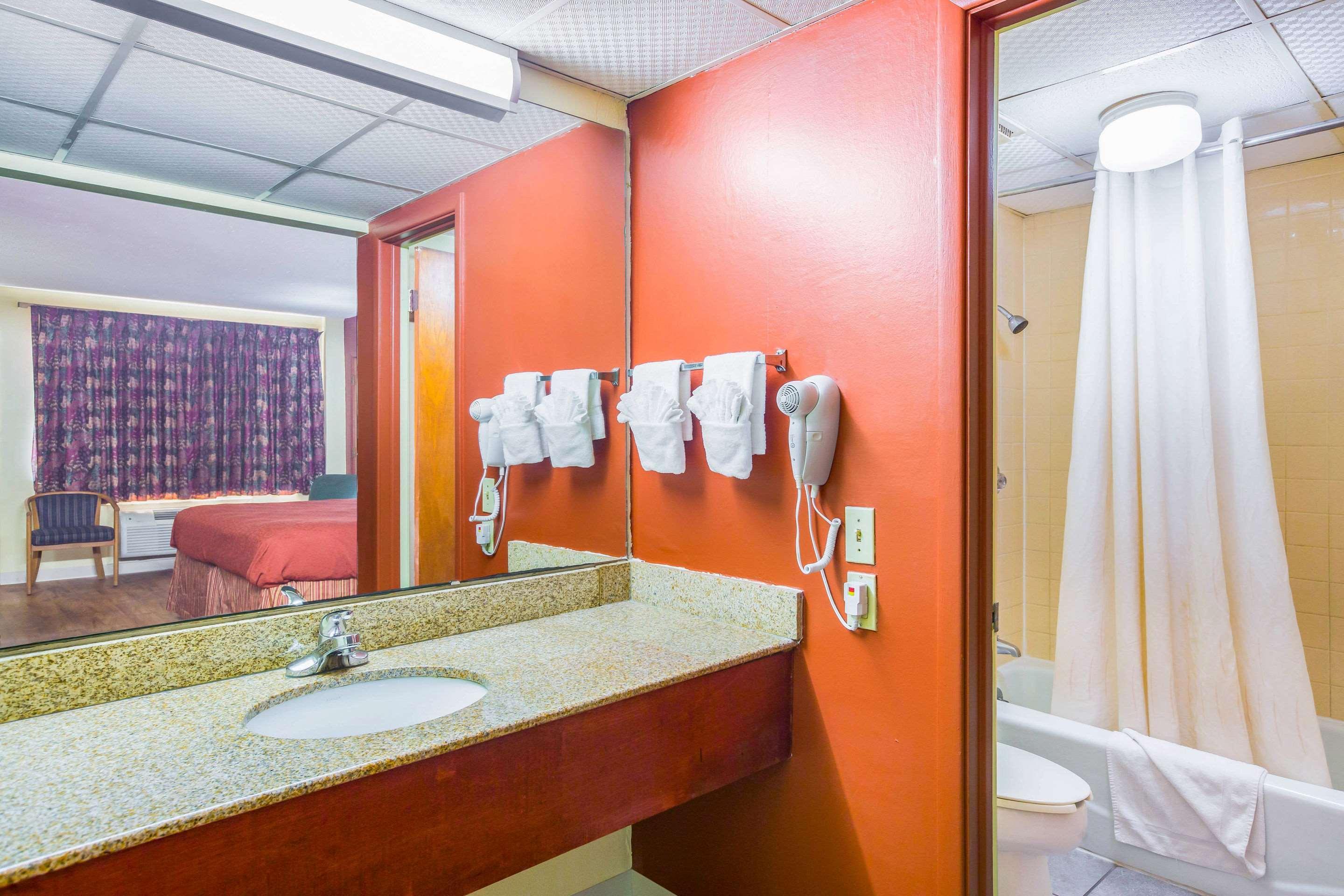 Rodeway Inn Bonifay Exteriör bild